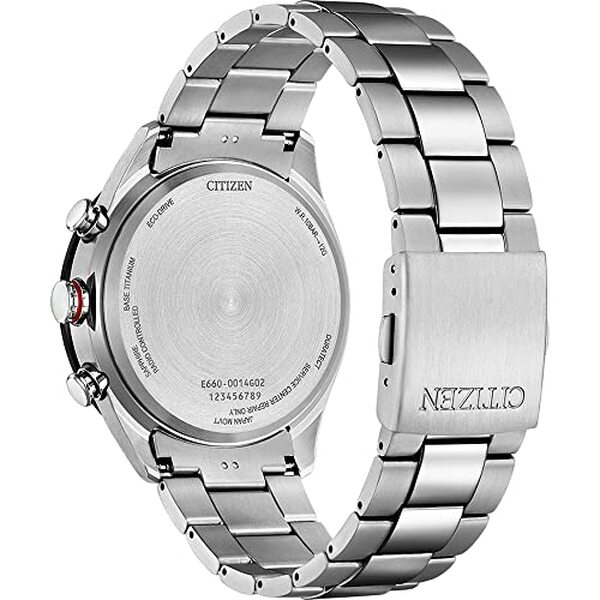 Découvrez notre test complet de la montre chronographe Eco-Drive de Citizen en titane : analyse du design, fonctionnalités et performances éco-énergétiques.