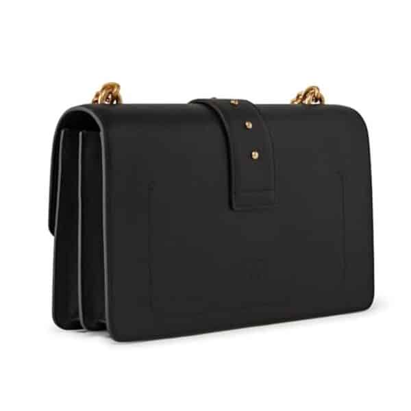 Découvrez notre avis complet sur le pinko Love One Classic, le sac noir et or incontournable qui séduit par son élégance et sa polyvalence.