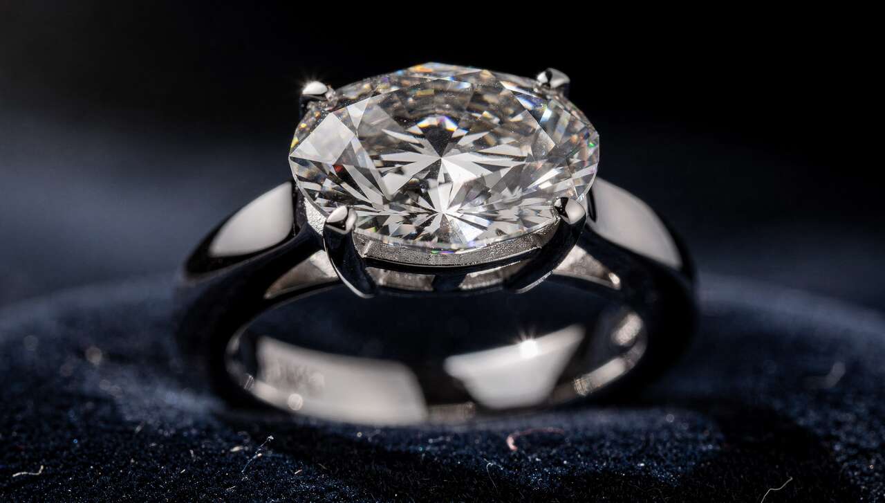 L'exploit de la plus grande bague en diamants