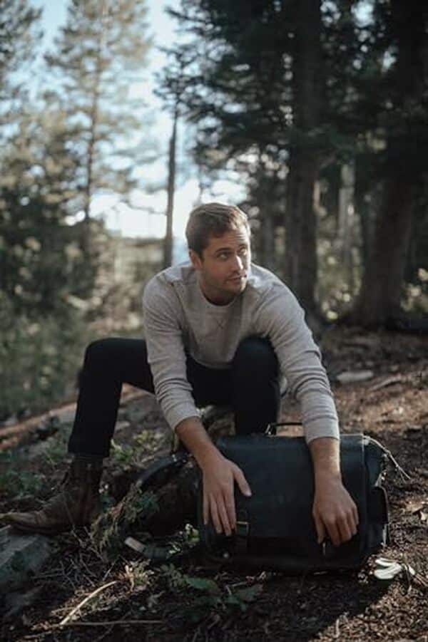 Découvrez notre avis détaillé sur la sacoche en cuir noir Sitka : analyse des caractéristiques, de la qualité et du style. Idéale pour les amateurs de mode et d'élégance.