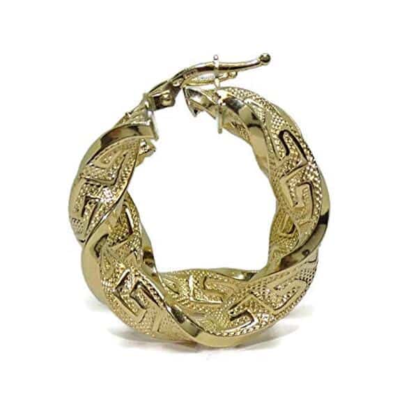 Découvrez nos créoles en or 18 carats : le parfait équilibre entre confort et élégance. Bijoux intemporels et résistants pour sublimer votre style au quotidien. 